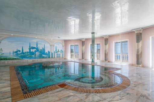 Indoor pool 