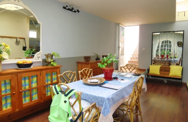 Dining room with access to the terrace